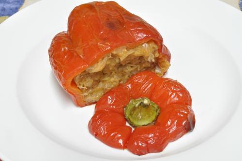 Papriky plněné bramborami  – Snadné recept z Bulharsko kuchyně, hotový za 30 - 45 minut